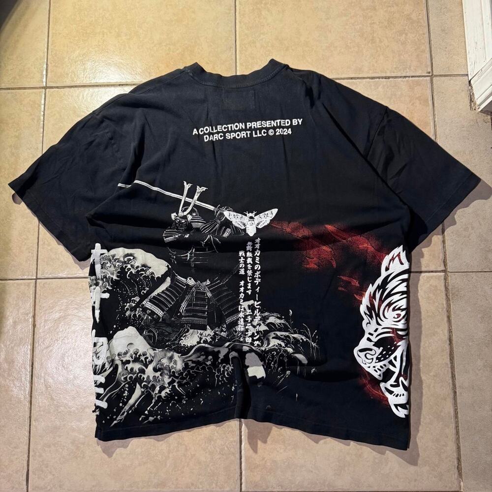 Y2k side by side darc sport wolf Graphic tee Size XL in mens